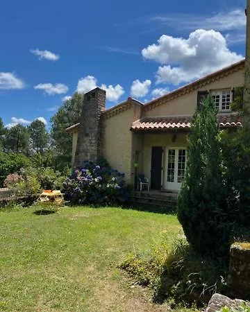 Le Chant Des Pins En Cevennes Bed & Breakfast Le Collet-de-Dèze